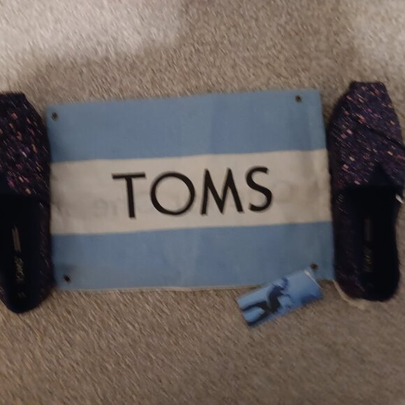 Toms Other - Kids Toms Glitter Shoes Size 5 New
